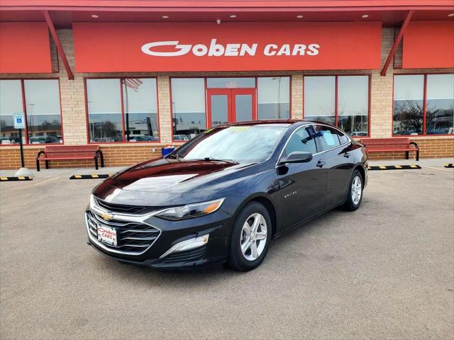 2021 Chevrolet Malibu FWD 1FL for sale in Middleton, WI