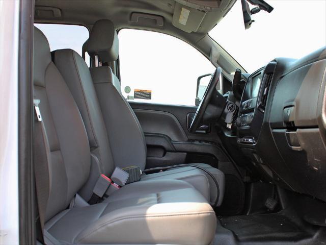 2019 Chevrolet Silverado 6500HD 1WT
