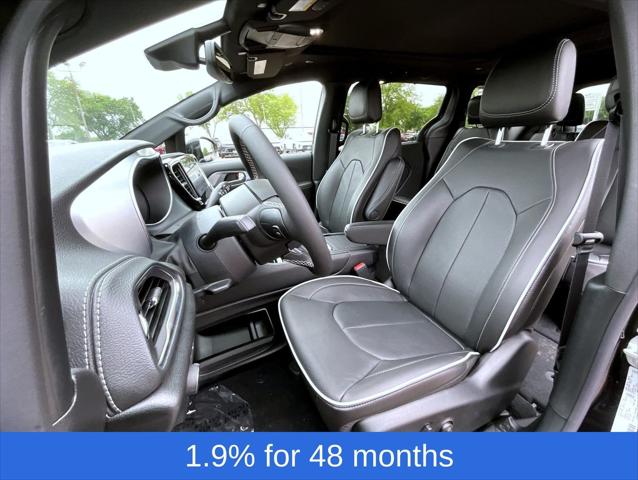 2026 Chrysler Pacifica Limited AWD