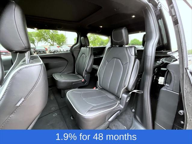 2026 Chrysler Pacifica Limited AWD