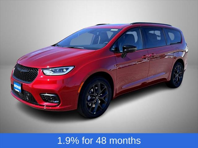 2026 Chrysler Pacifica Limited AWD for sale in Sioux City, IA