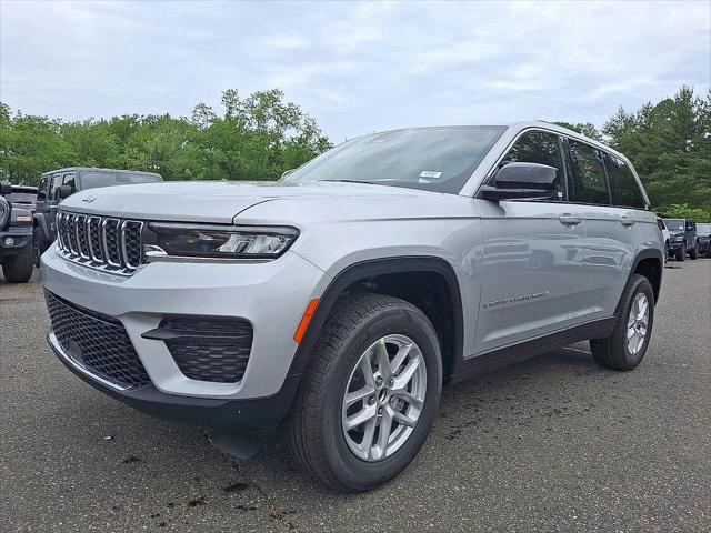 2026 Jeep Grand Cherokee GRAND CHEROKEE LAREDO X 4X4 2026 Jeep Grand Cherokee GRAND CHEROKEE LAREDO X 4X4