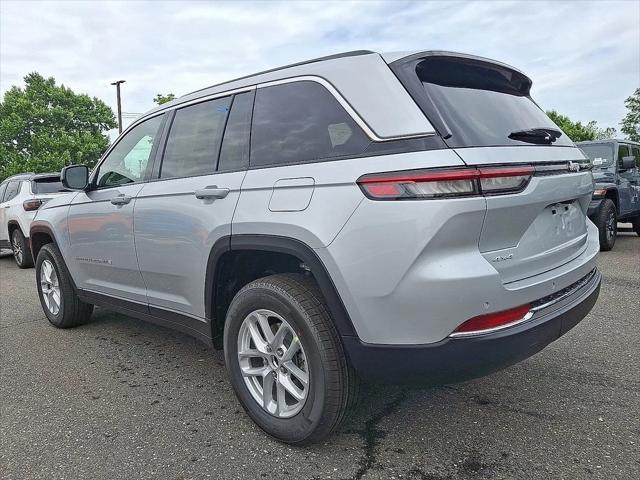 2026 Jeep Grand Cherokee GRAND CHEROKEE LAREDO X 4X4 2026 Jeep Grand Cherokee GRAND CHEROKEE LAREDO X 4X4