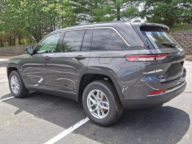 2026 Jeep Grand Cherokee GRAND CHEROKEE LAREDO X 4X4