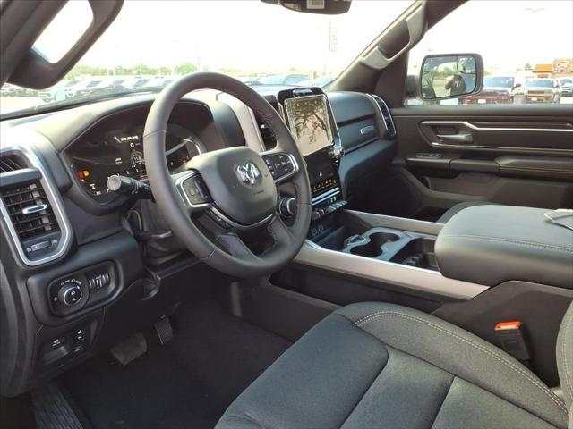 2026 Ram 1500 Big Horn Crew Cab 4x4 5'7" Box