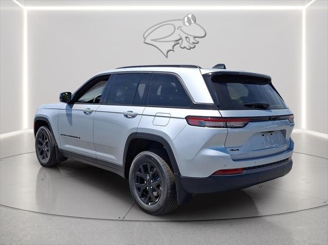 2026 Jeep Grand Cherokee GRAND CHEROKEE LAREDO ALTITUDE 4X4 2026 Jeep Grand Cherokee GRAND CHEROKEE LAREDO ALTITUDE 4X4