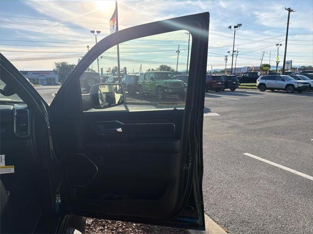 2026 Ram 1500 Laramie Crew Cab 4x4 5'7" Box