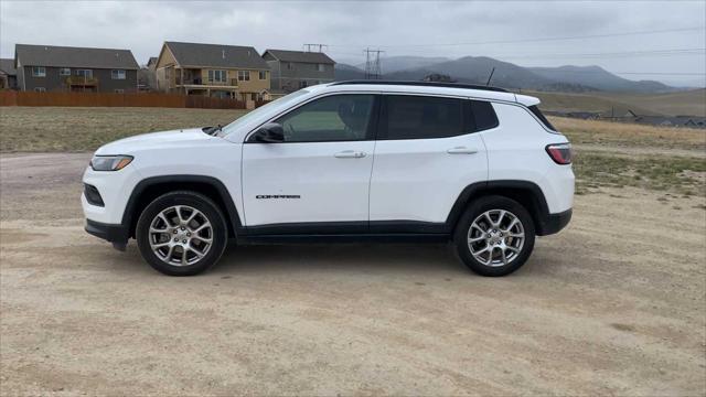 2022 Jeep Compass Latitude Lux 4x4