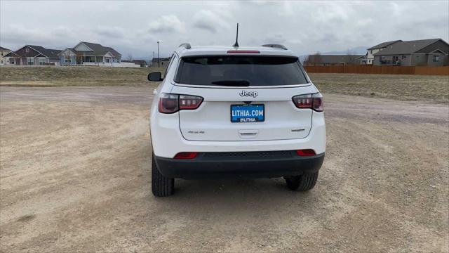 2022 Jeep Compass Latitude Lux 4x4