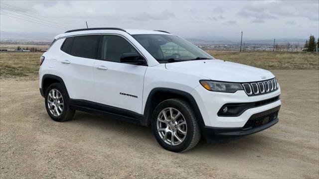 2022 Jeep Compass Latitude Lux 4x4