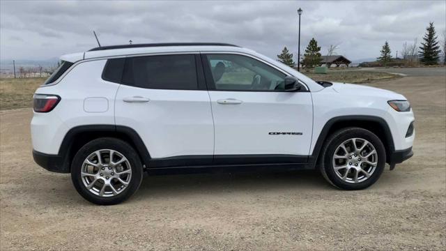2022 Jeep Compass Latitude Lux 4x4