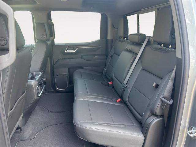 2026 GMC Sierra 1500 Crew Cab, Short Bed, SLT, 4WD