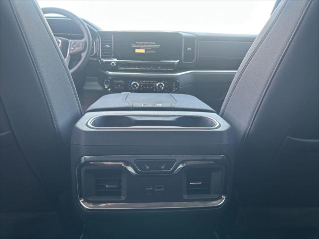 2026 GMC Sierra 1500 Crew Cab, Short Bed, SLT, 4WD