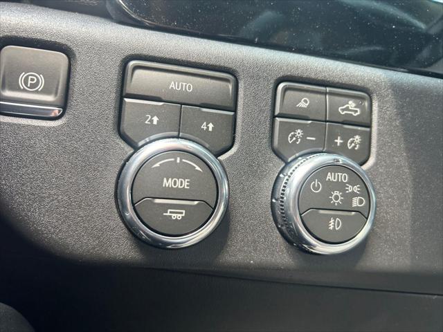 2026 GMC Sierra 1500 Crew Cab, Short Bed, SLT, 4WD