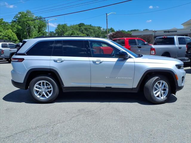 2026 Jeep Grand Cherokee GRAND CHEROKEE LAREDO X 4X4 2026 Jeep Grand Cherokee GRAND CHEROKEE LAREDO X 4X4