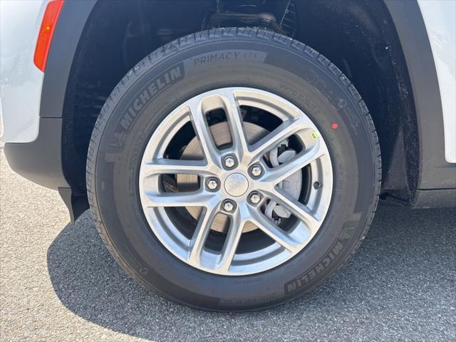 2026 Jeep Grand Cherokee GRAND CHEROKEE LAREDO 4X4