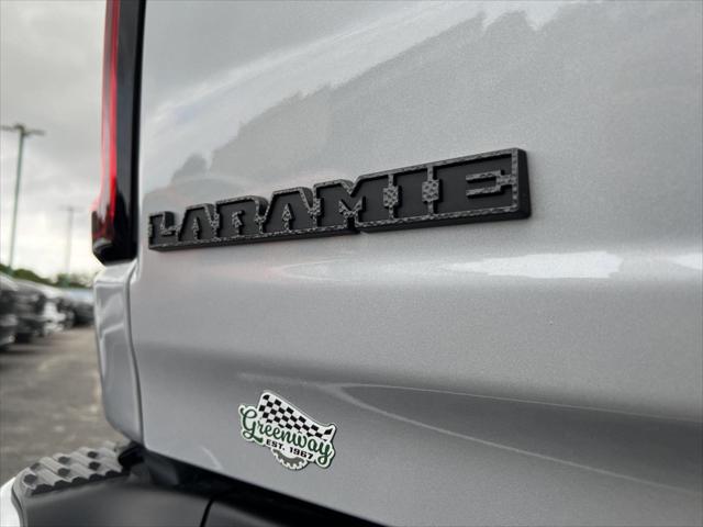 2026 Ram 1500 Laramie Crew Cab 4x4 5'7" Box