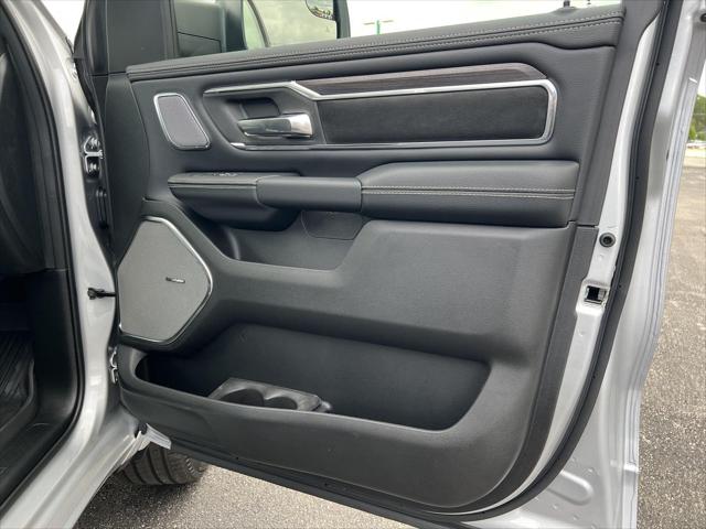 2026 Ram 1500 Laramie Crew Cab 4x4 5'7" Box