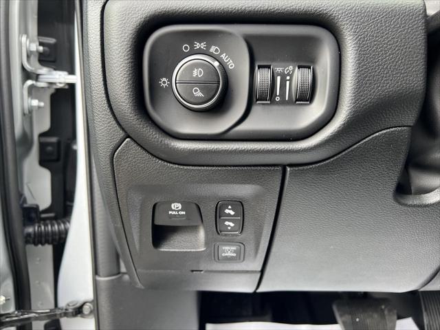 2026 Ram 1500 Laramie Crew Cab 4x4 5'7" Box