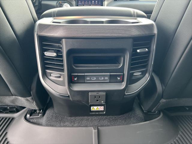 2026 Ram 1500 Laramie Crew Cab 4x4 5'7" Box