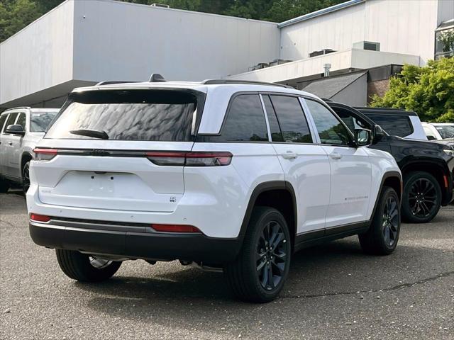 2026 Jeep Grand Cherokee 85th Anniversary Edition