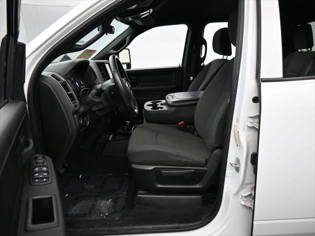 2024 Ram 3500 Tradesman Crew Cab 4x4 6'4" Box