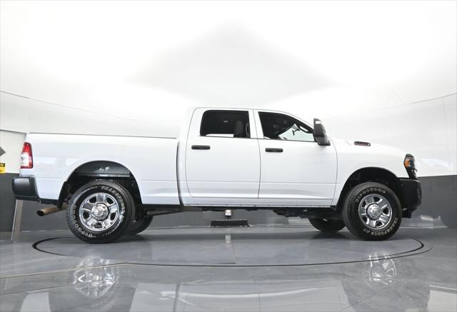 2024 Ram 3500 Tradesman Crew Cab 4x4 6'4" Box