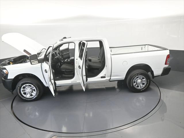 2024 Ram 3500 Tradesman Crew Cab 4x4 6'4" Box