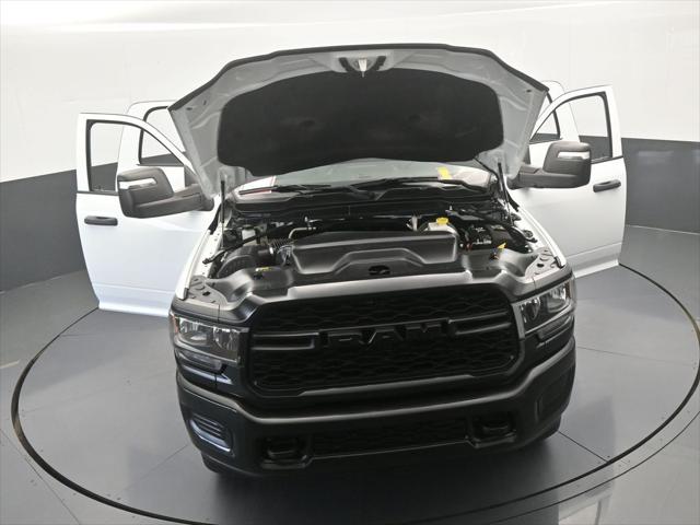 2024 Ram 3500 Tradesman Crew Cab 4x4 6'4" Box