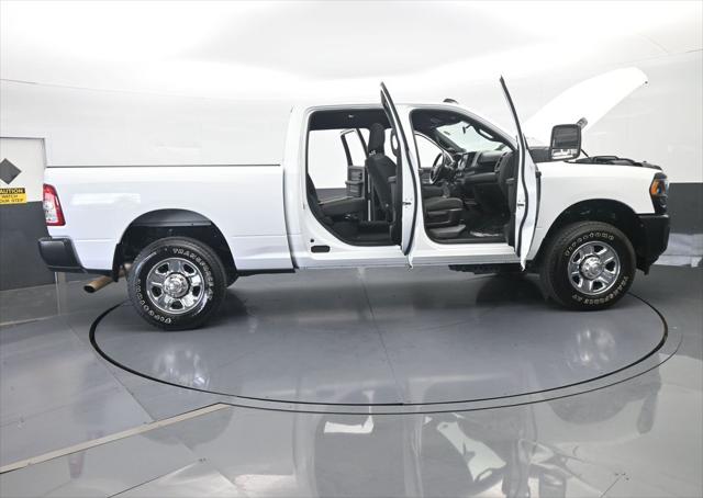 2024 Ram 3500 Tradesman Crew Cab 4x4 6'4" Box