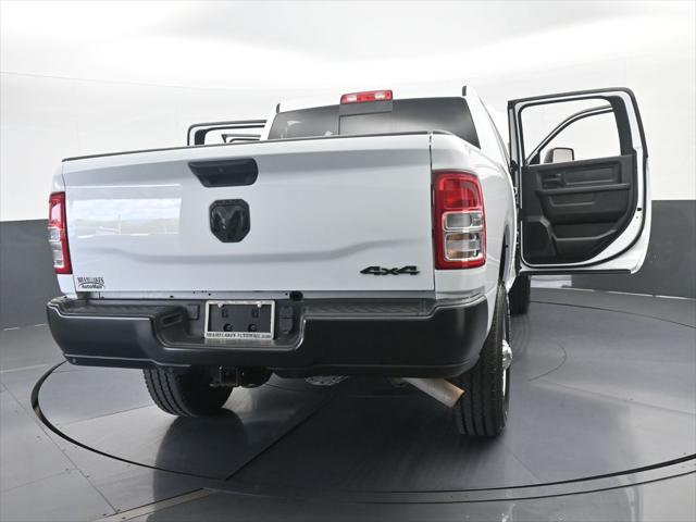 2024 Ram 3500 Tradesman Crew Cab 4x4 6'4" Box