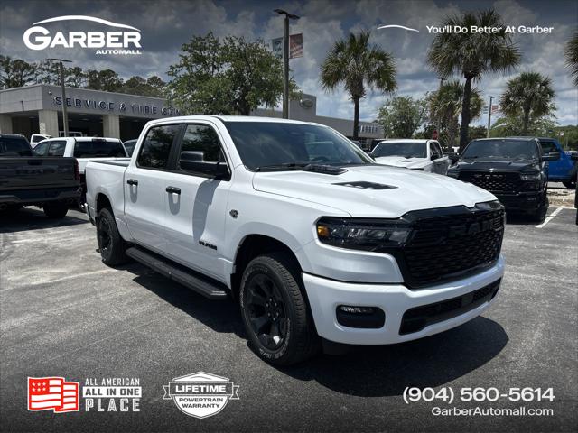2026 RAM Ram 1500 RAM 1500 EXPRESS CREW CAB 4X4 57 BOX