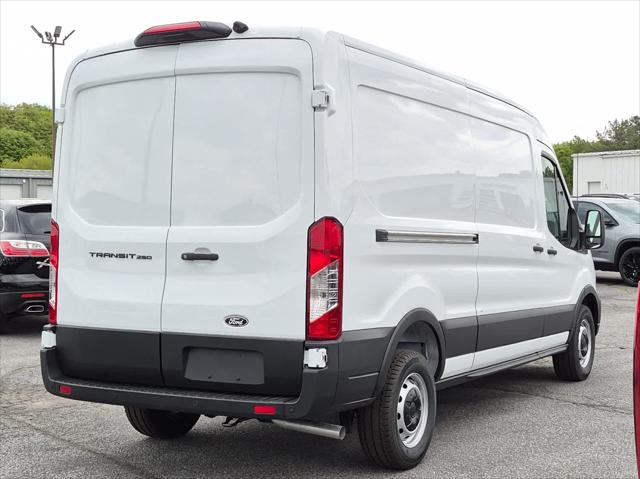 2026 Ford Transit Cargo Van T-250 148 Med Rf 9150 GVWR RWD