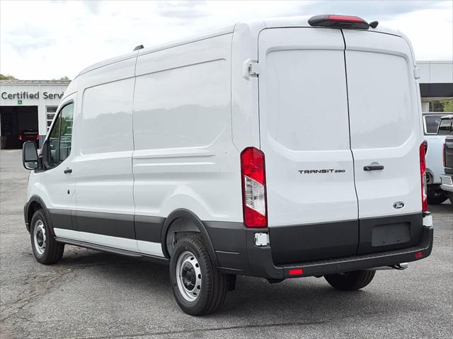 2026 Ford Transit Cargo Van T-250 148 Med Rf 9150 GVWR RWD