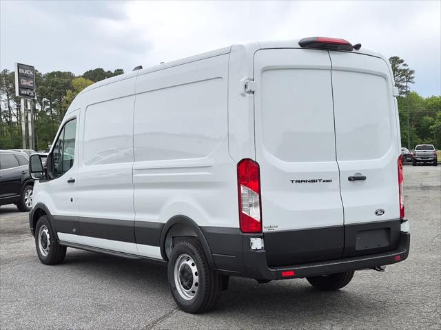 2026 Ford Transit Cargo Van T-250 148 Med Rf 9150 GVWR RWD