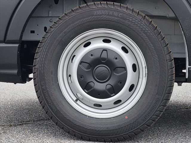 2026 Ford Transit Cargo Van T-250 148 Med Rf 9150 GVWR RWD