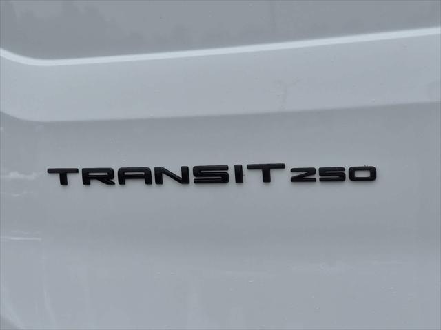 2026 Ford Transit Cargo Van T-250 148 Med Rf 9150 GVWR RWD