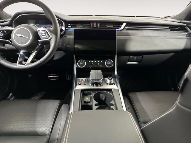 2024 Jaguar XF R-Dynamic SE P250 AWD Automatic