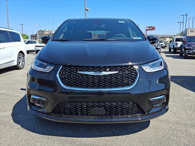 2026 Chrysler Pacifica PACIFICA LIMITED AWD
