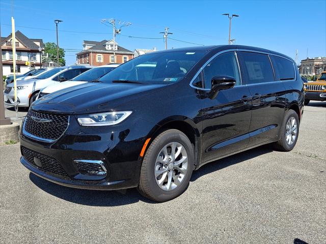 2026 Chrysler Pacifica PACIFICA LIMITED AWD