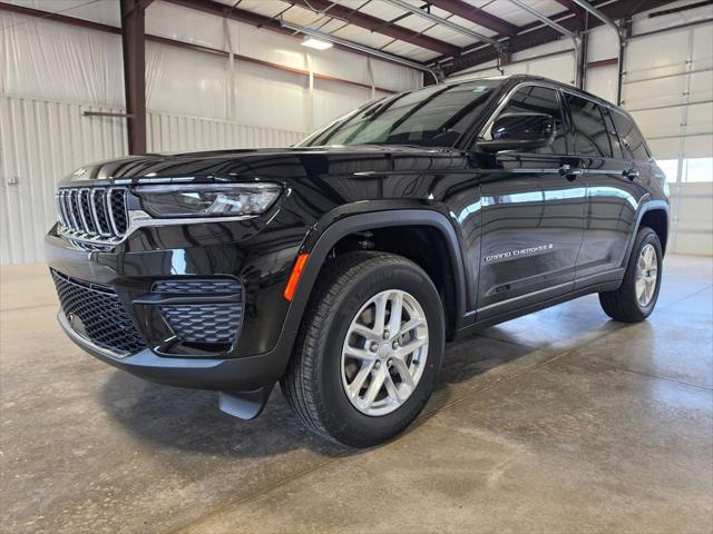 2026 Jeep Grand Cherokee GRAND CHEROKEE LAREDO X 4X4