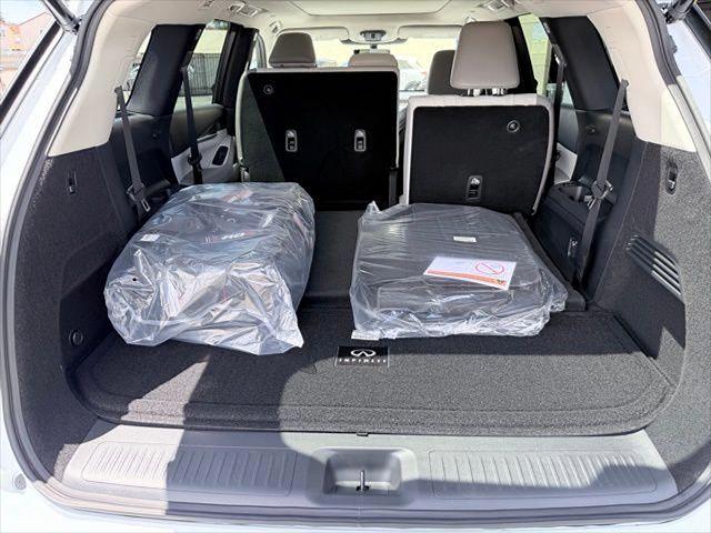 2027 INFINITI QX60 LUXE