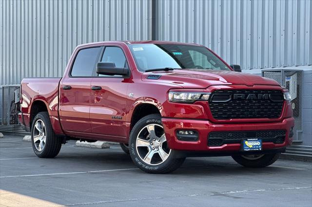 2026 RAM 1500 RAM 1500 EXPRESS CREW CAB 4X4 57 BOX
