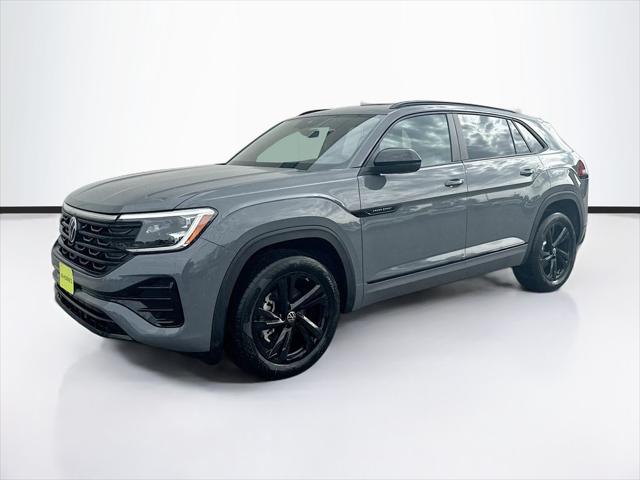 2026 Volkswagen Atlas Cross Sport SEL R-Line Black for sale in La Crosse, WI