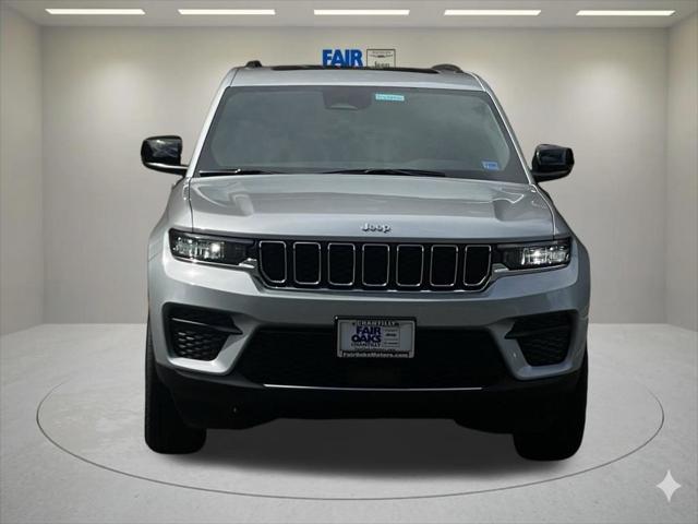 2026 Jeep Grand Cherokee GRAND CHEROKEE LAREDO X 4X4 2026 Jeep Grand Cherokee GRAND CHEROKEE LAREDO X 4X4