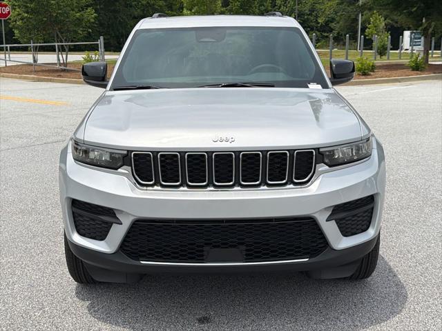 2026 Jeep Grand Cherokee GRAND CHEROKEE LAREDO X 4X4