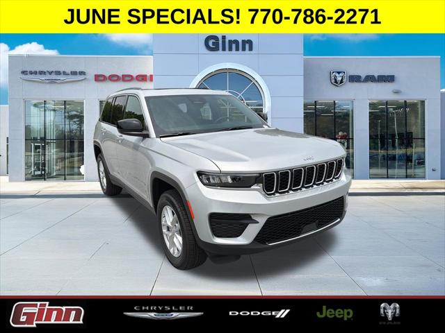 2026 Jeep Grand Cherokee GRAND CHEROKEE LAREDO X 4X4