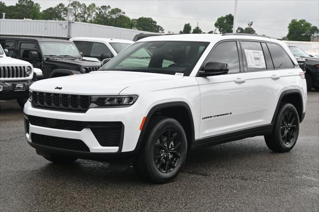 2026 Jeep Grand Cherokee Altitude 4x2