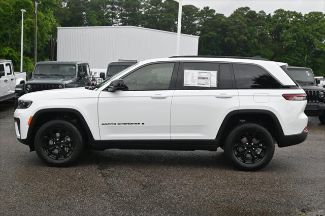 2026 Jeep Grand Cherokee Altitude 4x2