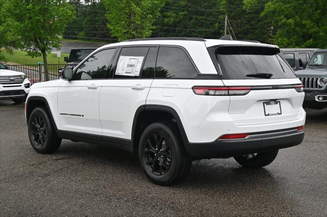 2026 Jeep Grand Cherokee Altitude 4x2